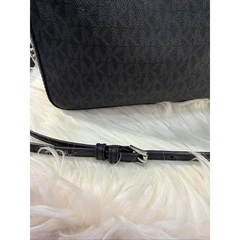 Michael Kors Jet Set Item East West Shoulder Crossbody Bag‎ MK Black/Silver
